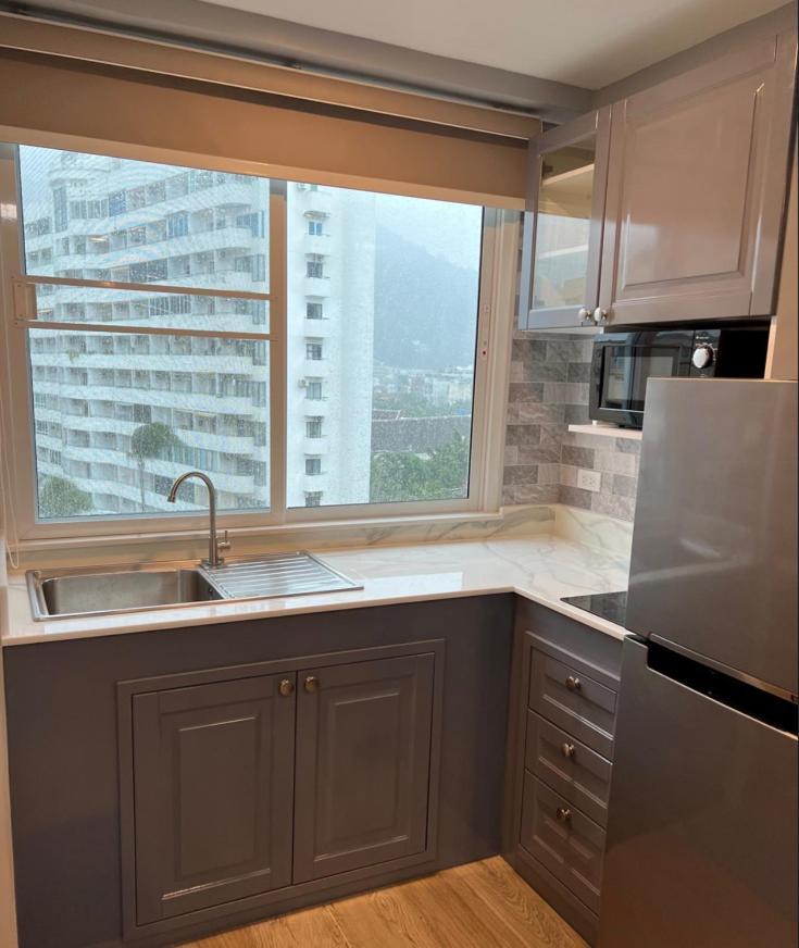 Private Modern Apartments By Patong Vacation Rentals Located In The Heart Of Patong, Walking Distance To The Beach, Kitchen, Private Bathroom, Seating Area, 65" Smart Tv With Free Wifi Εξωτερικό φωτογραφία