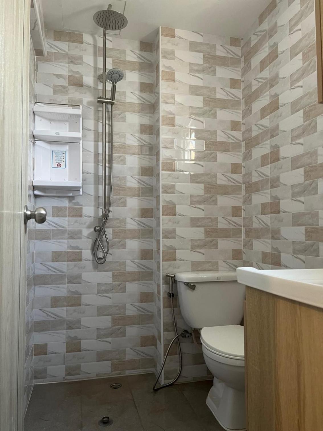 Private Modern Apartments By Patong Vacation Rentals Located In The Heart Of Patong, Walking Distance To The Beach, Kitchen, Private Bathroom, Seating Area, 65" Smart Tv With Free Wifi Εξωτερικό φωτογραφία