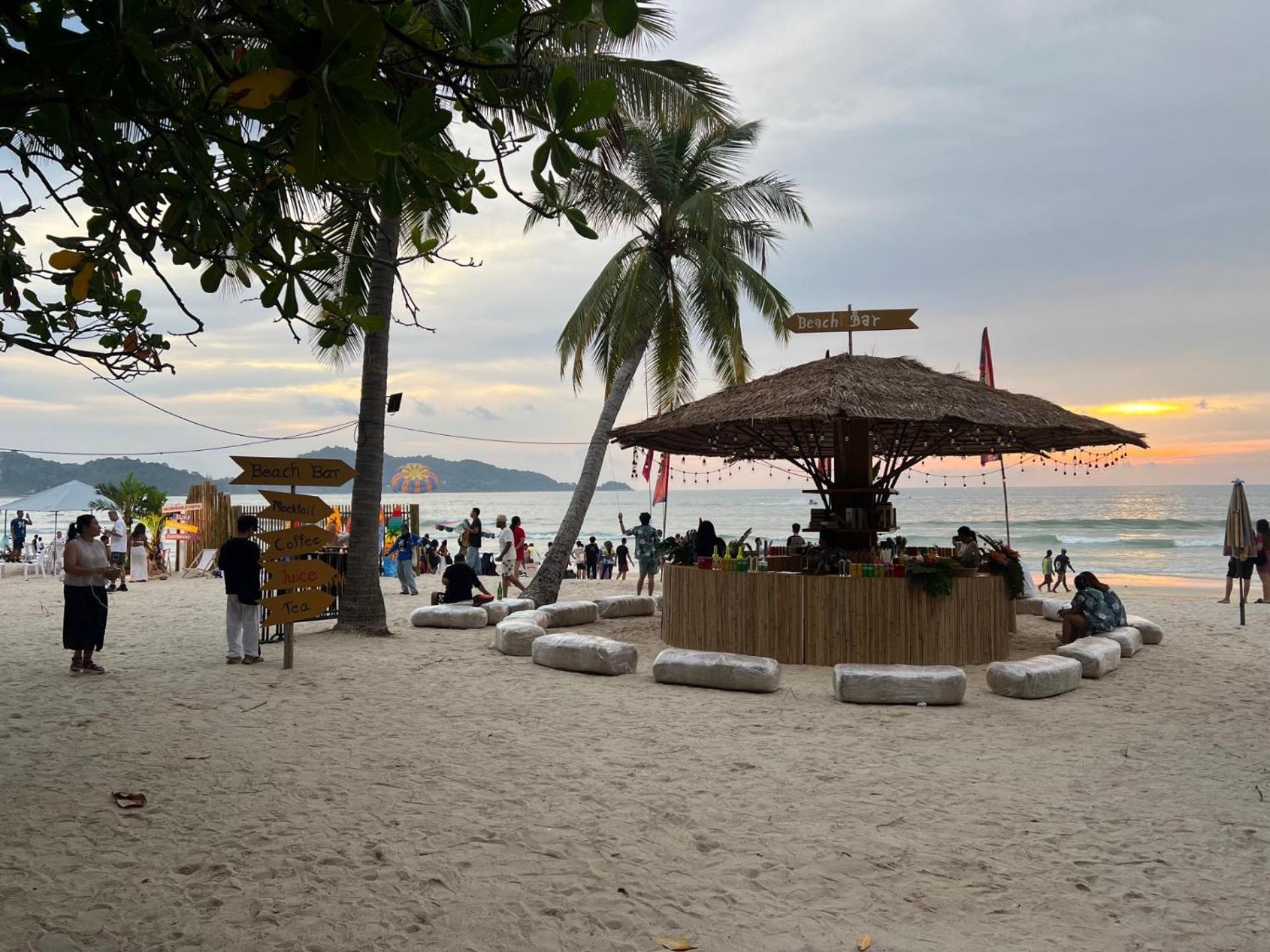 Private Modern Apartments By Patong Vacation Rentals Located In The Heart Of Patong, Walking Distance To The Beach, Kitchen, Private Bathroom, Seating Area, 65" Smart Tv With Free Wifi Εξωτερικό φωτογραφία